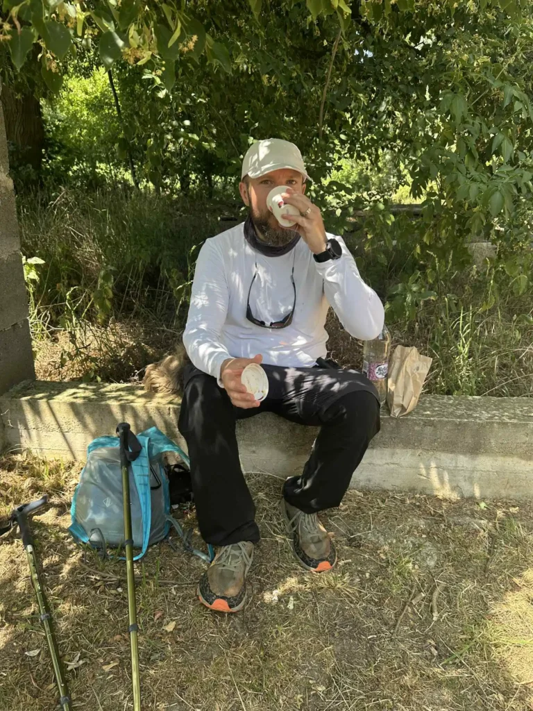 Reggeli kávé és reggeli délben